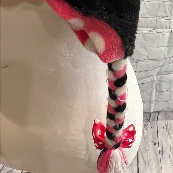 Disney Pigtail Hat - Picture 4 of 11